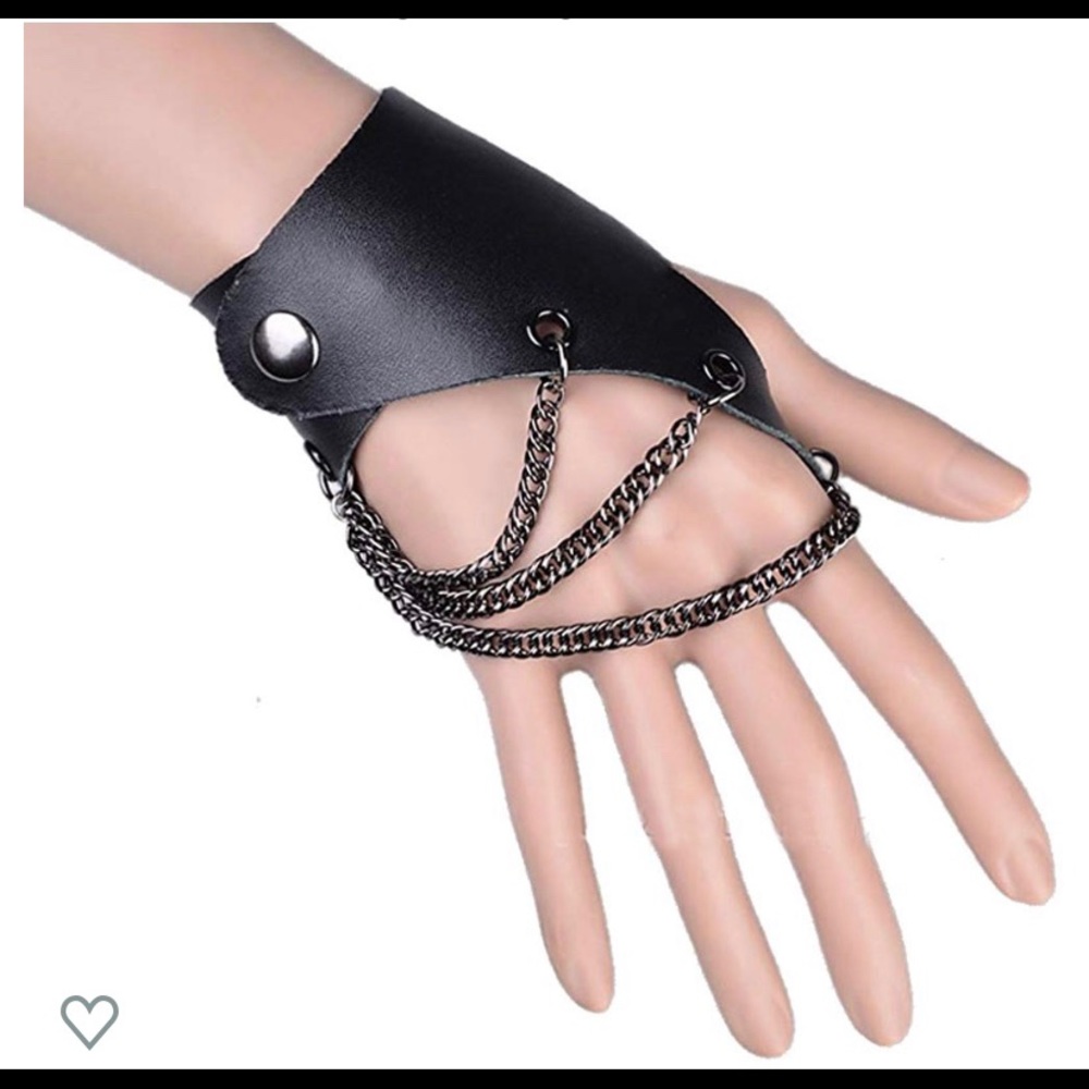 Real Leather (Right Hand) Fingerless Chain Glove